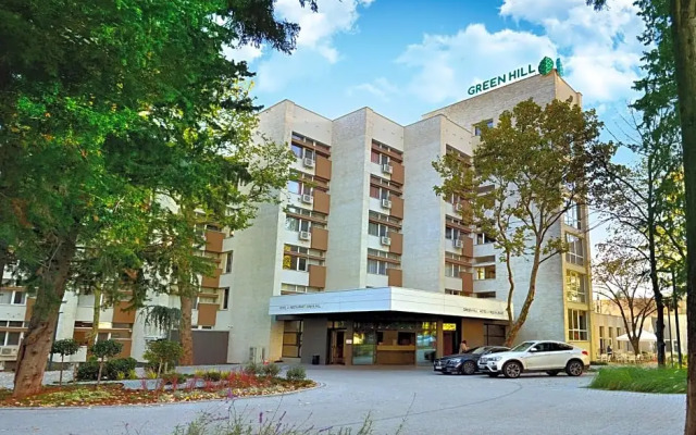 Green Hill Hotel