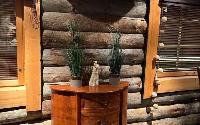 4 Bed Cabin -sleeps 7 - Northern Light Views
