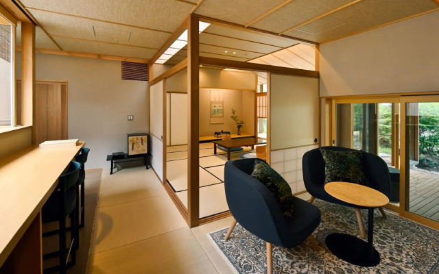Awara Onsen Kofu Yuden Beniya