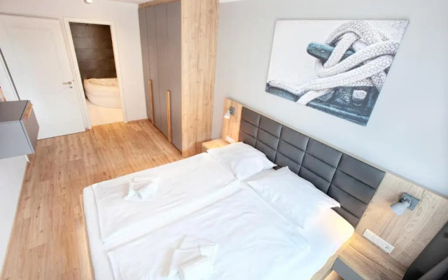 Marina Apartments Regensburg