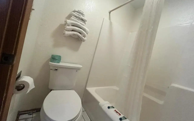 Budget Inn by Hotel O Greensville I 70