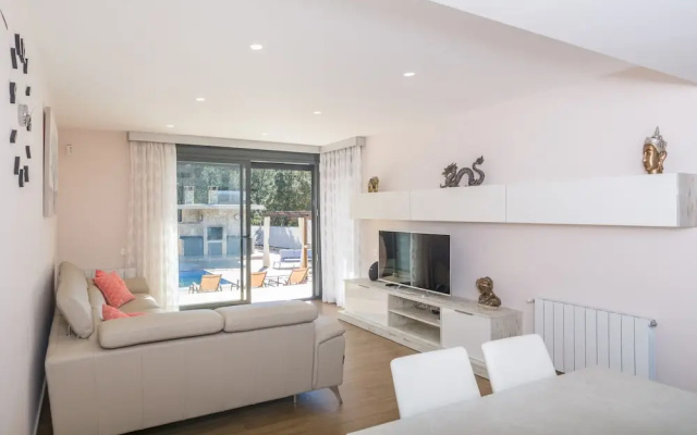 HomeHolidaysRentals Diamond