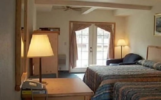 Edgewater Inn Shady Cove
