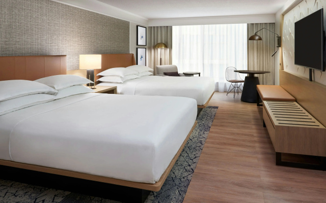 Sheraton Gateway Hotel In Toronto International Airport