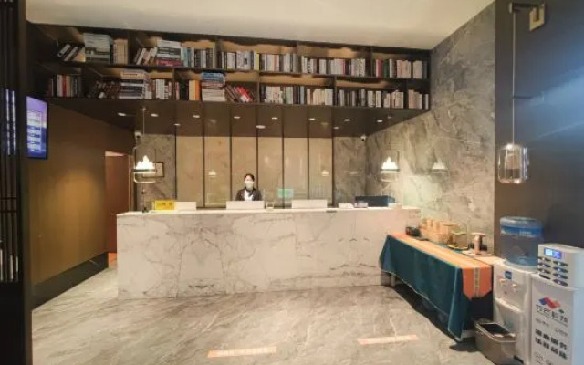 Fengkai Riverside Hotel
