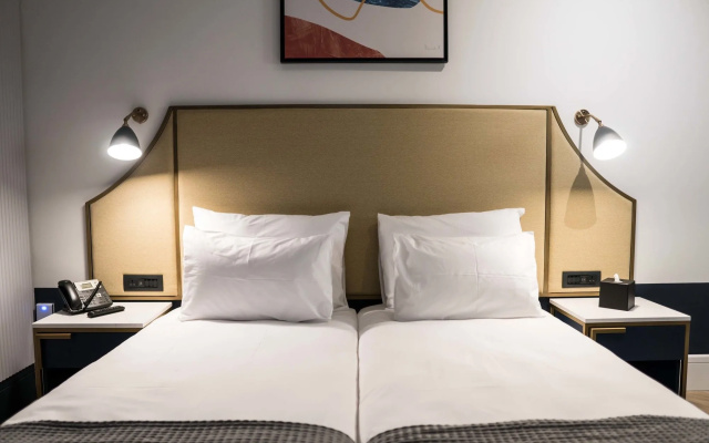 The Cumberland Hotel by NEU Collective