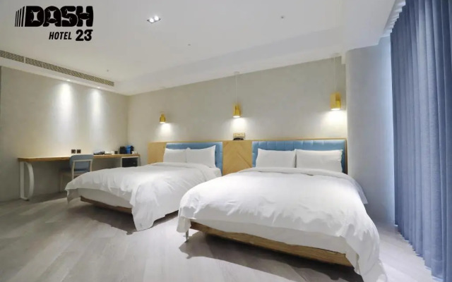 Dash 23 Hotel
