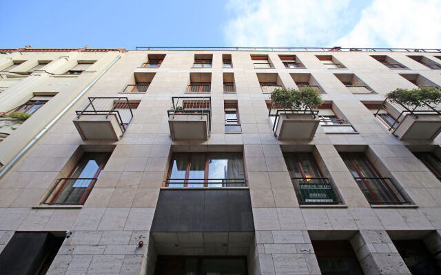 Отель Avantgarde Apartments Венгрия, Будапешт - отзывы, цены и фото номеров - забронировать отель Avantgarde Apartments онлайн вид на фасад