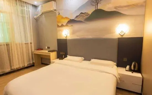 Yongzhou Huilong Hotel