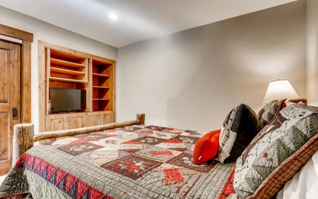 Centennial 4 Bedroom Condo Unit no. 29