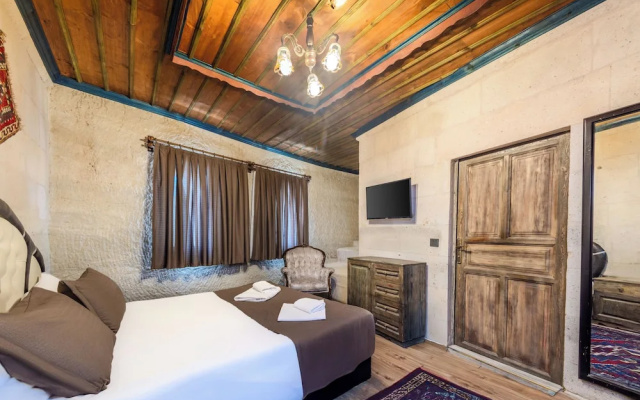 Kayatas Cave Suites