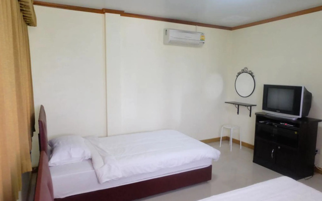Ruen Sam Ran Resort