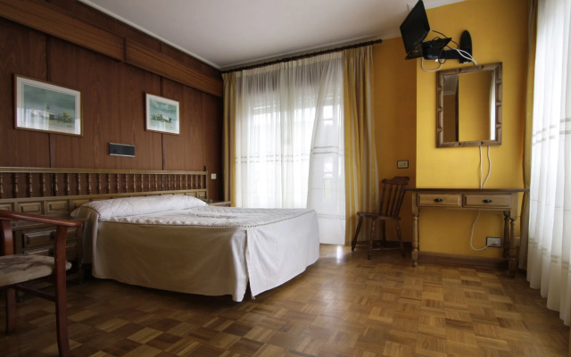 Hotel As Areas II
