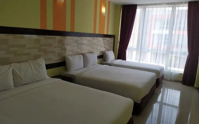 Sun Inns Meru Raya