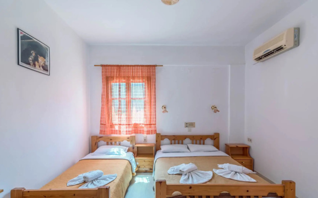 Eva Marina Hotel