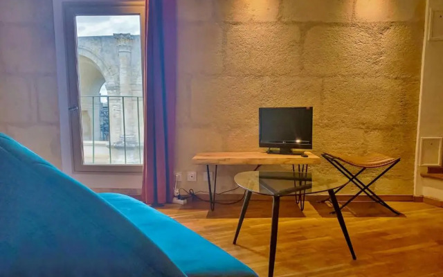 Studio avec terrasse sur l'Amphithéâtre (arènes)