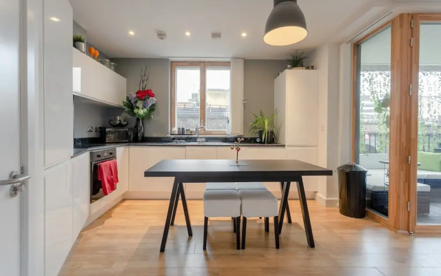 2 Bedroom Portobello Loft Flat
