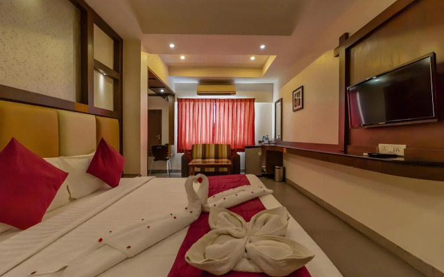 Hotel Tamizh Park