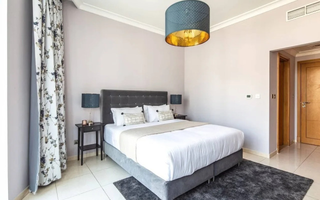 Modern + Premium 2BR With Full Dubai Marina Views!
