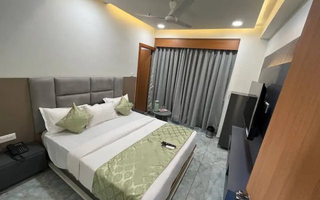 Hotel Melbourne Gandhinagar