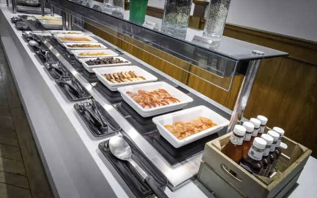 Holiday Inn Express Glasgow Airport by IHG