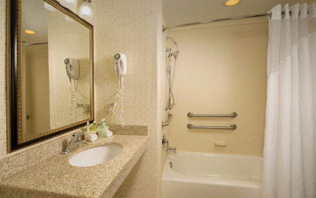 Holiday Inn Express Hotel & Suites Columbia East - Elkridge by IHG