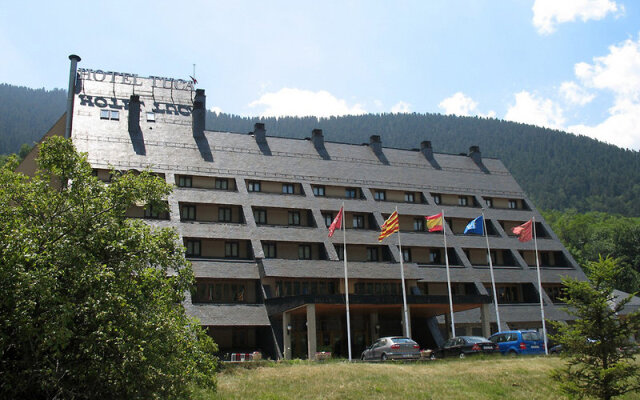 Отель RVHotels Tuca вид на фасад