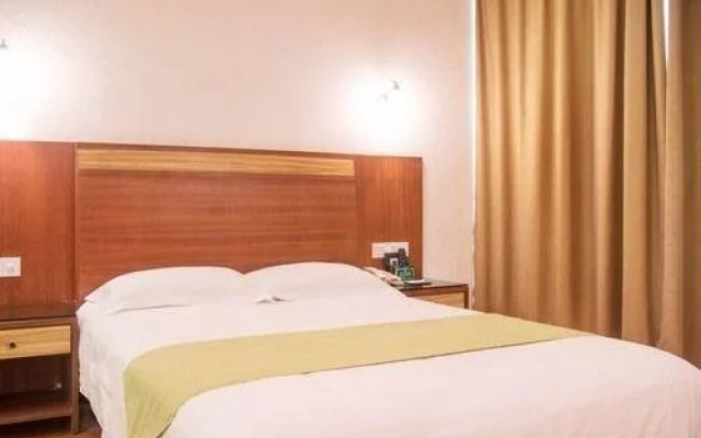 GreenTree Alliance Shenzhen Dapeng New District Yingbin Road Hotel