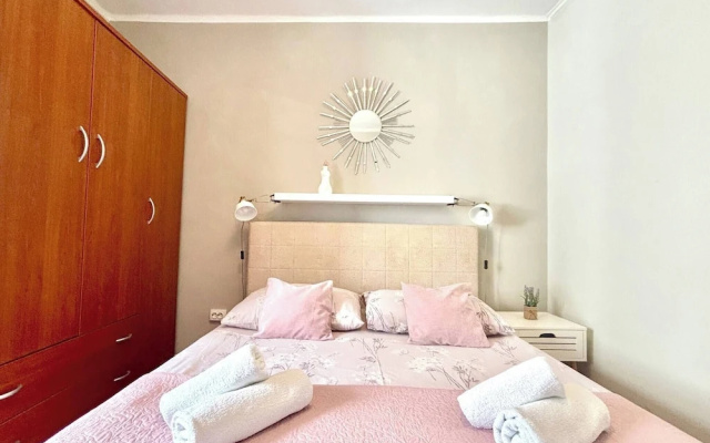 Cozy one Bedroom Apartment Pietra Storica
