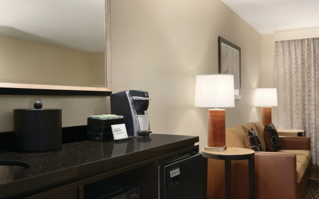 Embassy Suites by Hilton Piscataway Somerset