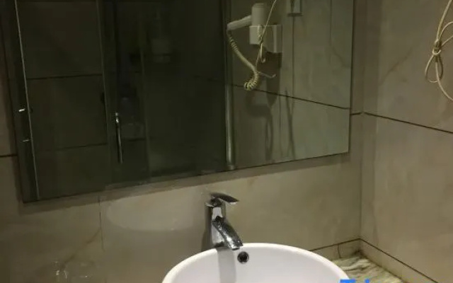 Linyuan Hotel