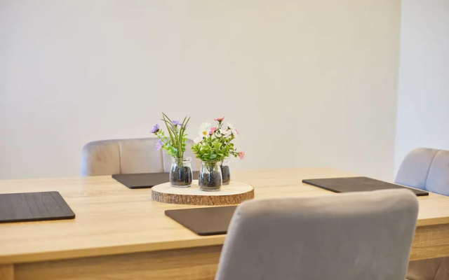 Host Stay Highwood Avenue