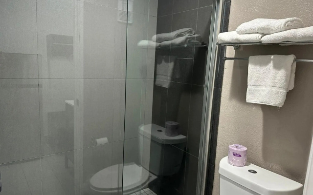Studio 6 Suites San Ysidro, CA -San Diego South Bay
