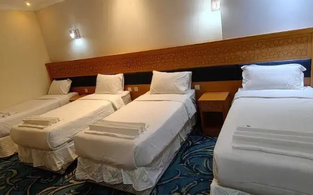 Moro Global Gold Al Aziziyah Hotel
