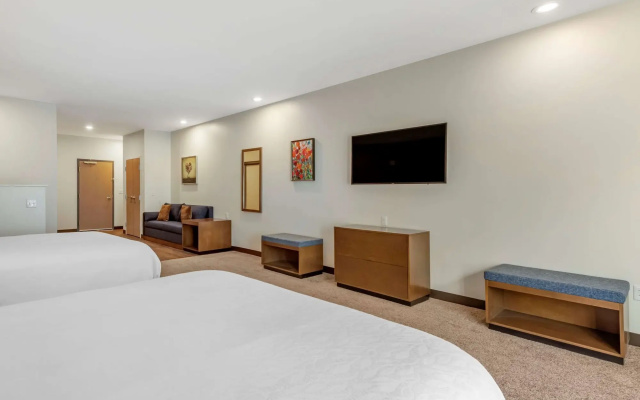 The Cranberry, Ascend Hotel Collection