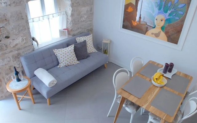 Dolce Vita Stone House Hvar