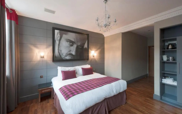 Angel's Share Hotel