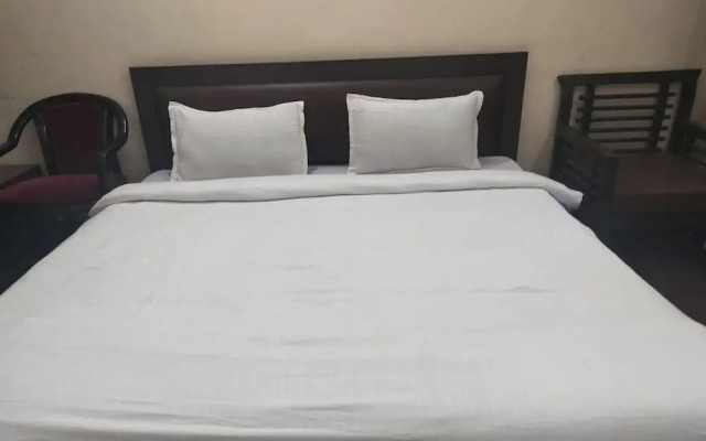 Saalak Lite Social Palace