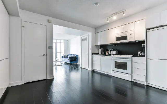 Toronto Suite Rentals - City Place