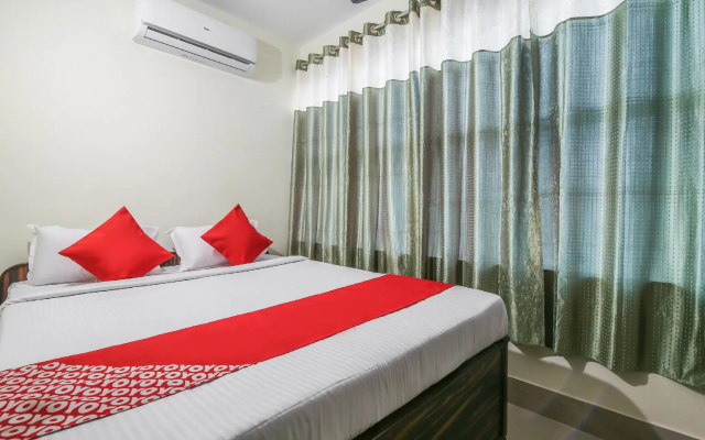OYO Flagship 70422 Hotel Lokenath