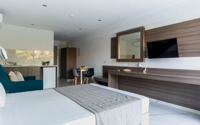 Rio Gardens - Comfy Studio w Shared Pool