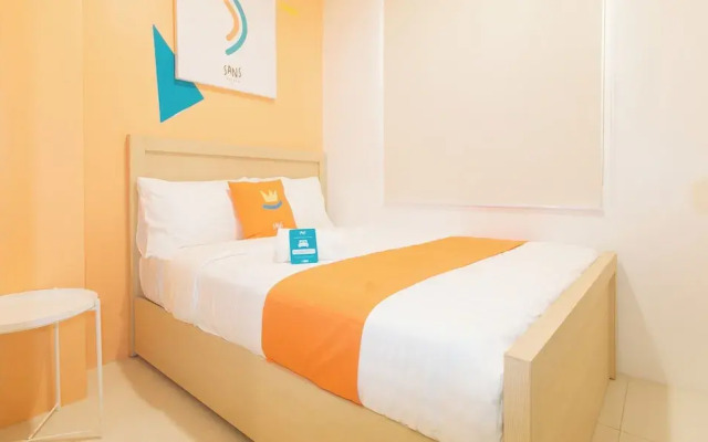 Sans Hotel at One JD Makati by RedDoorz