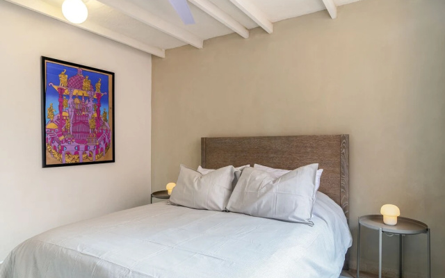 Casa Rosa by Domi Housing
