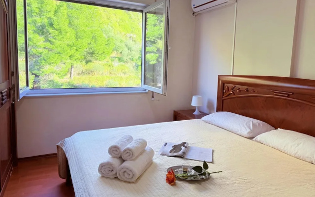 Beachfront Apartment In Durres 072
