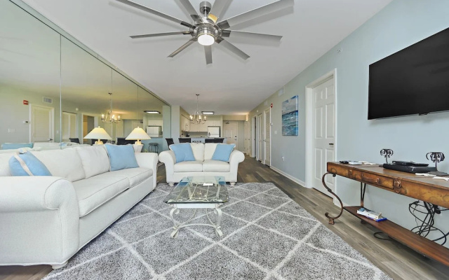 The Terrace @ Pelican Beach 402 - 1359837