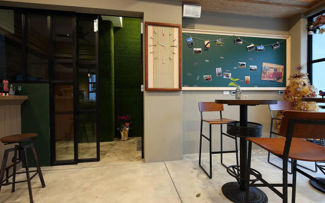 Midori Hostel