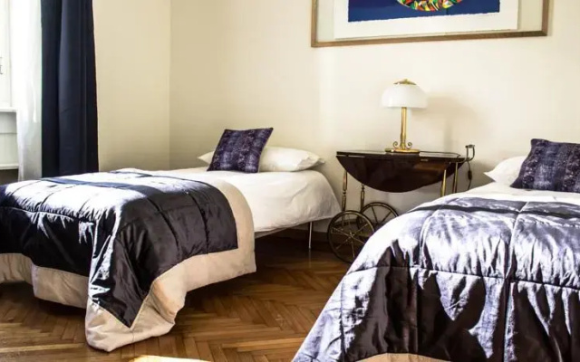 Gae Aulenti Apt