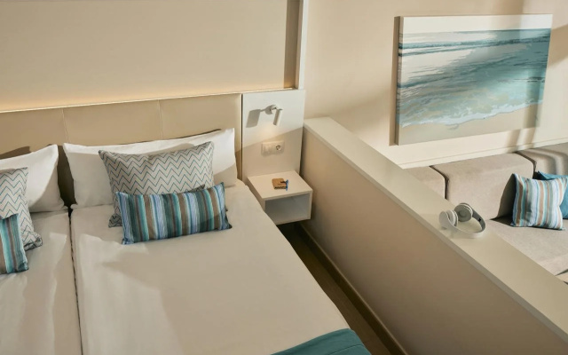 Grupotel Orquidea