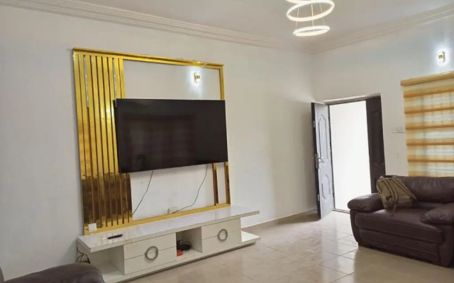 Luxury Two Bedroom In Akala Express Ibadan