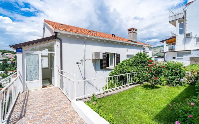 Apartment Marieta